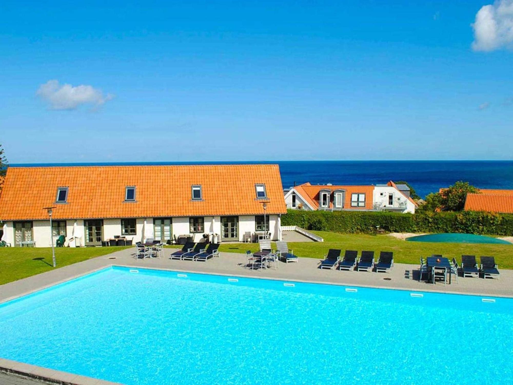 5 Person Holiday Home On A Holiday Park In Gudhjem Esterno foto